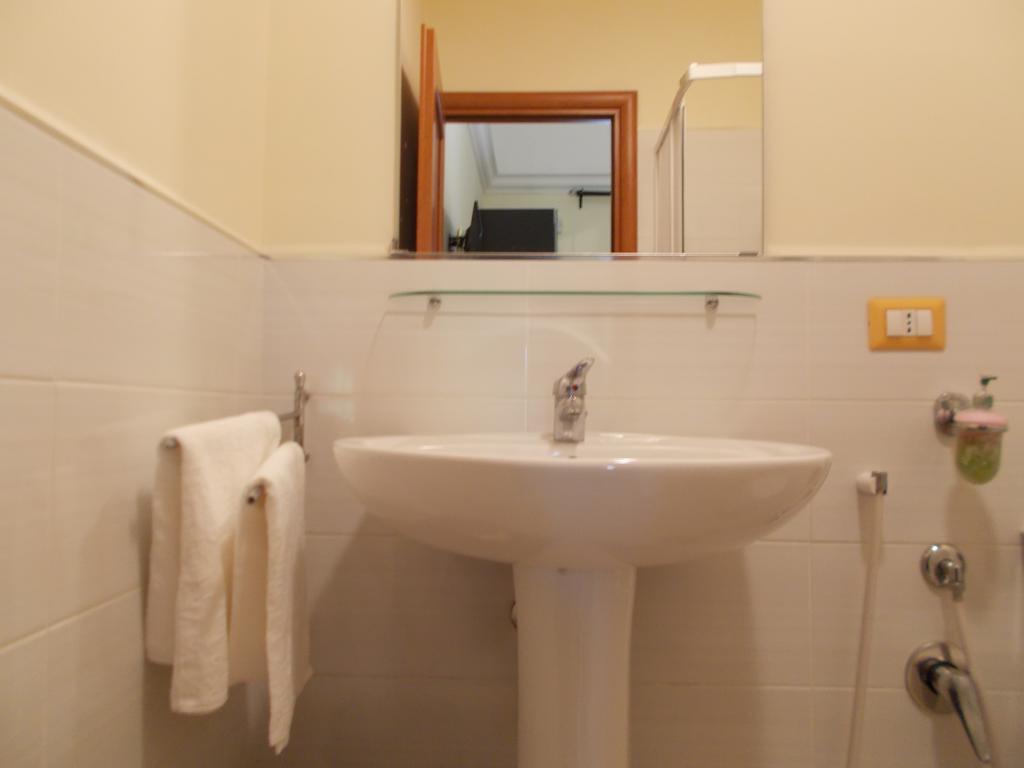 Bed And Breakfast Beautiful Roma Екстериор снимка